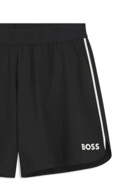 Active dual-layer shorts with moisture management