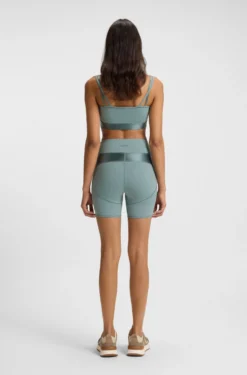 Active high-waisted cycling shorts with mesh inserts