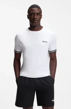Active slim-fit T-shirt with tennis-ball embossing