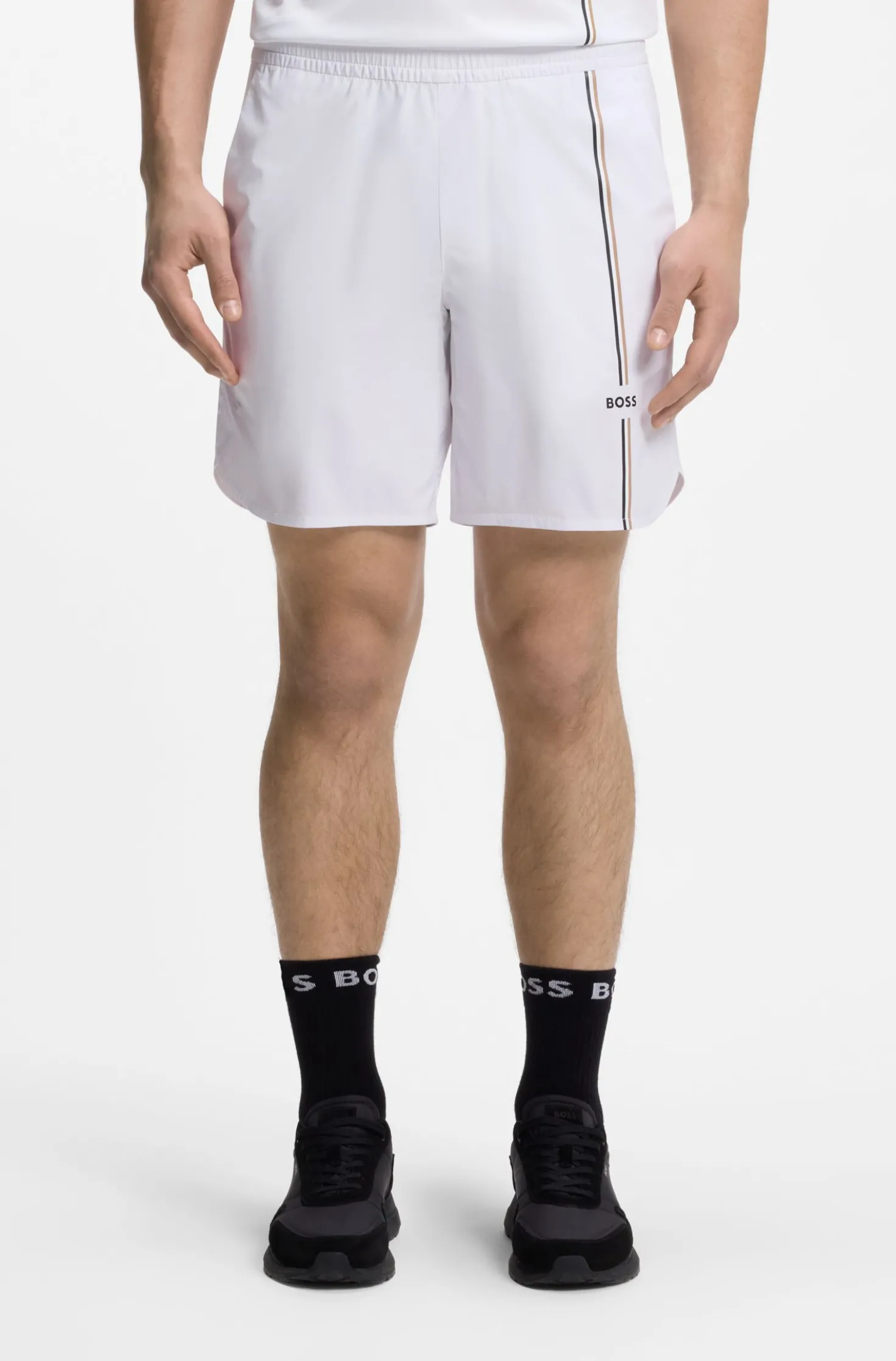 Active Tennis Shorts in Innovative NOVA Fabric