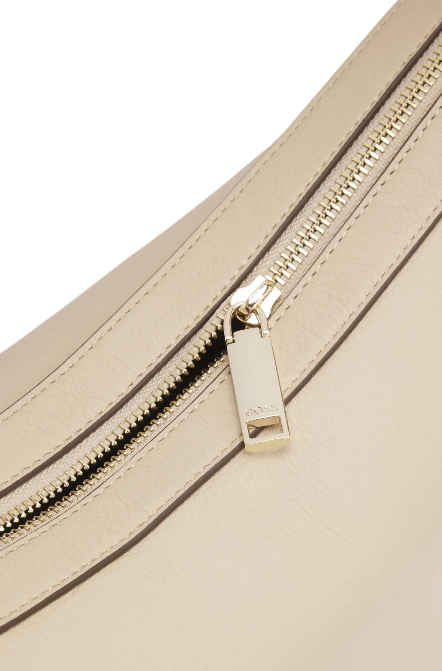 Ariell hobo bag in leather