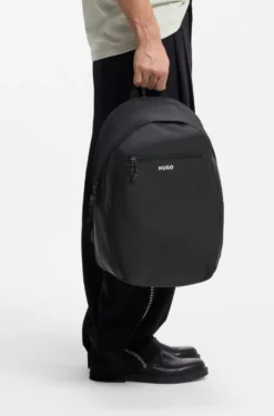 Backpack with contrast logo