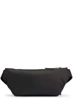 Belt bag with rubber logo label