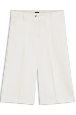 Bermuda trousers with front pleats