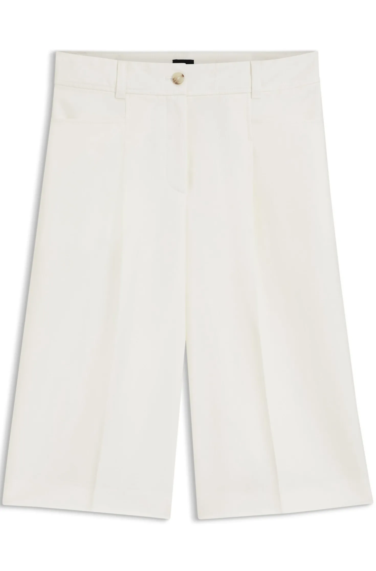 Bermuda trousers with front pleats