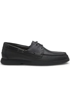 Boat shoes in tumbled leather