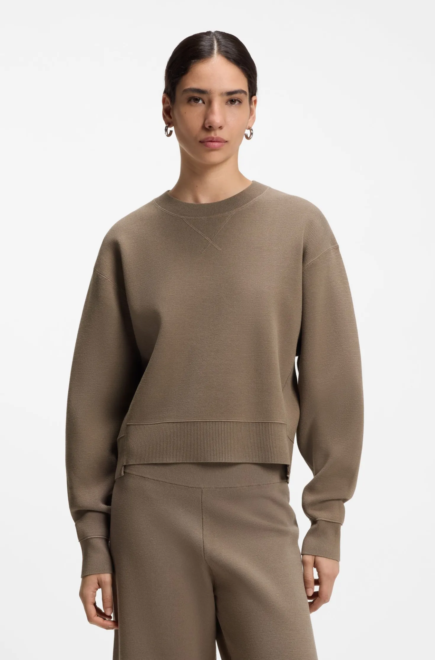 Boxy-fit knitted sweater in stretch fabric
