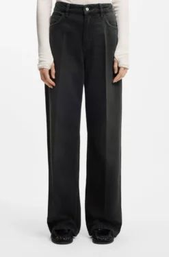 Boyfriend-fit jeans in grey rigid denim