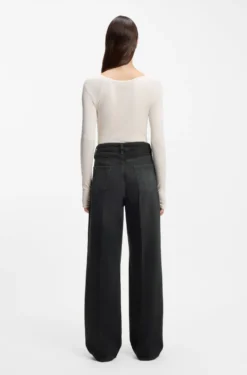 Boyfriend-fit jeans in grey rigid denim