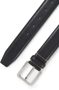 Business belt in Italian leather with brass buckle