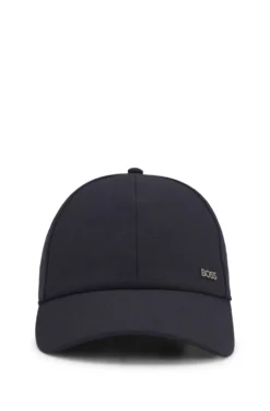 Cap in virgin wool with logo trim