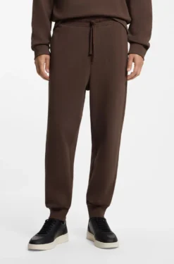 Cotton casual trousers with elasticated cuffs