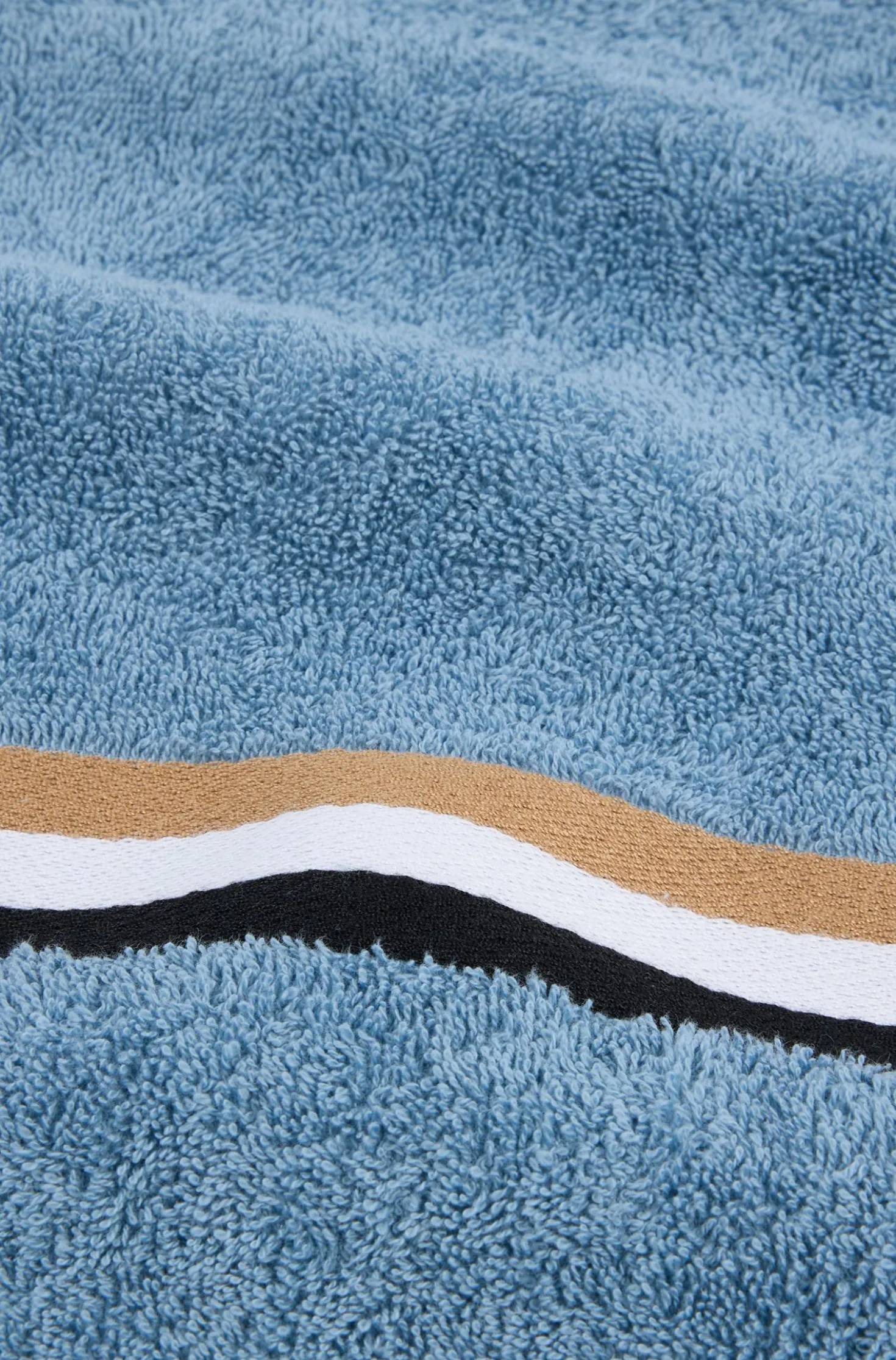 Cotton hand towel with signature stripe