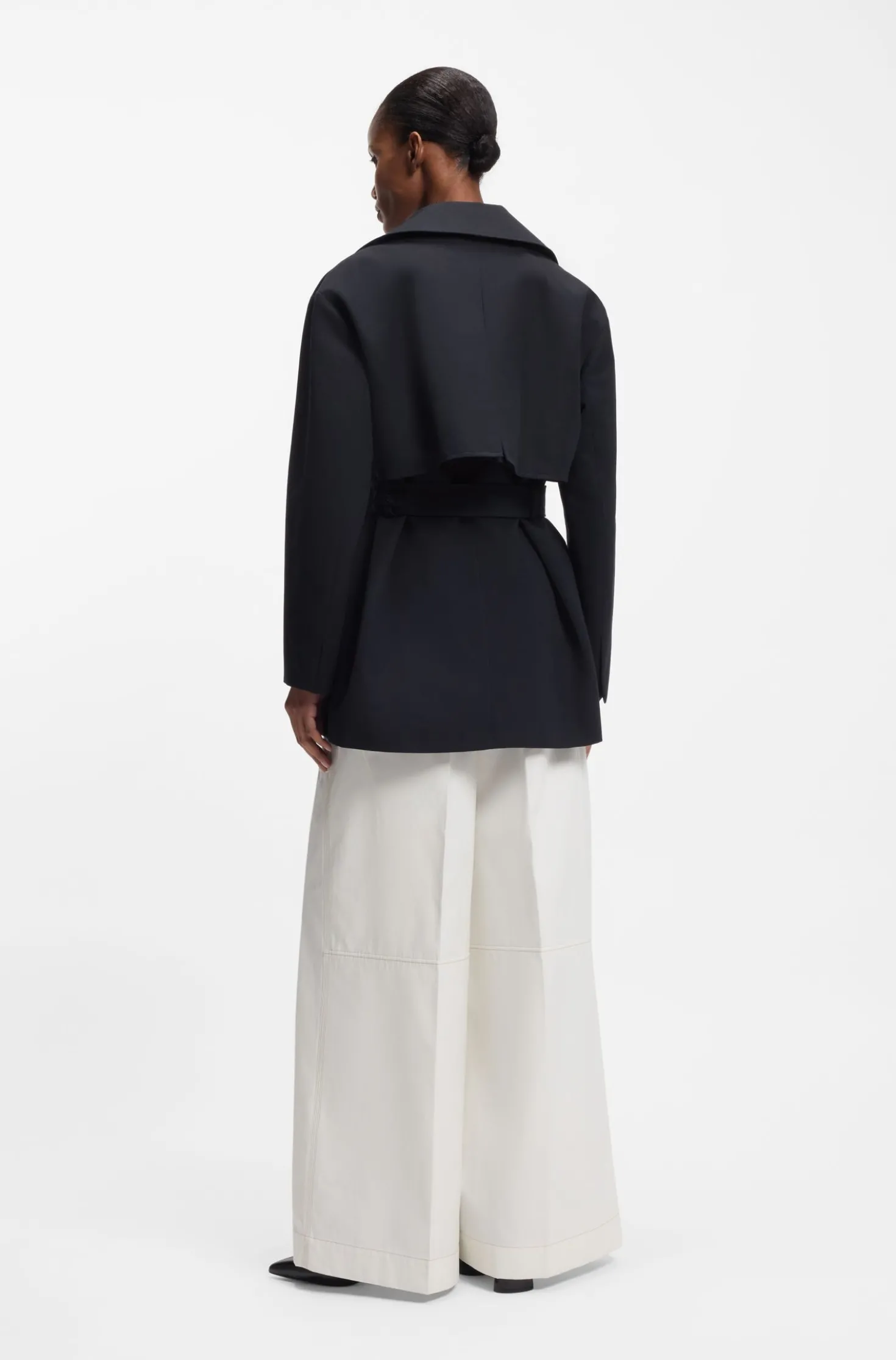 Cotton trench coat with buckled belt