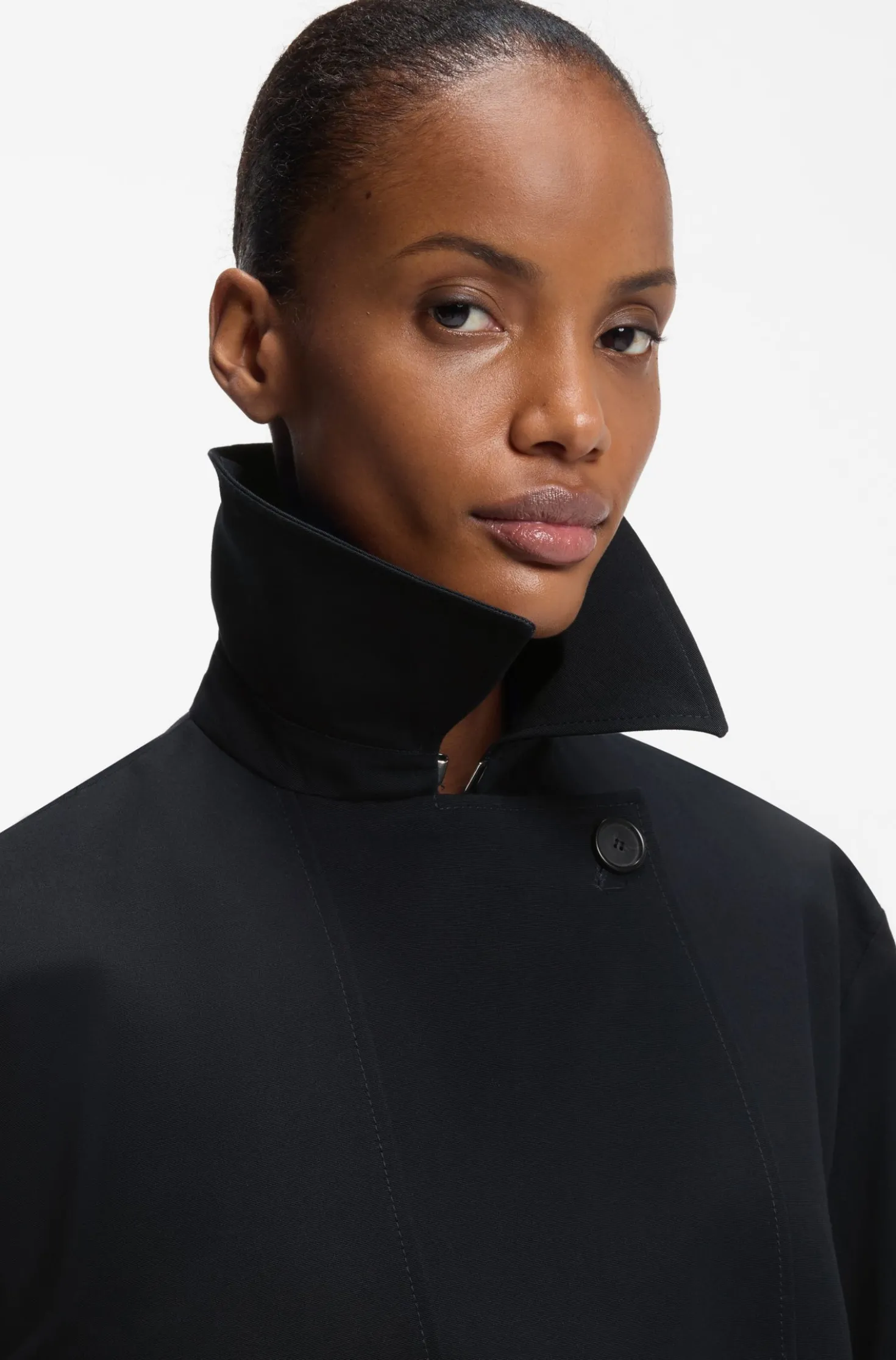 Cotton trench coat with buckled belt