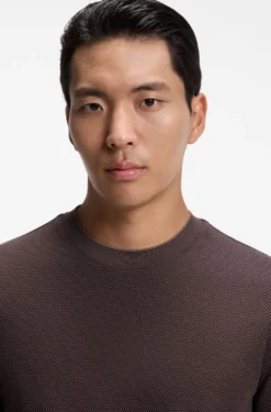 Cotton T-shirt with two-tone piqué structure