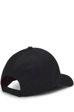 Cotton-twill cap with red logo label