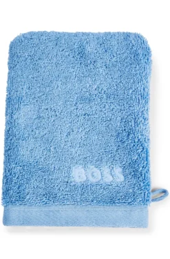 Cotton wash mitt with embroidered logo