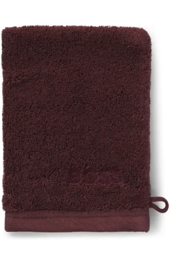 Cotton wash mitt with embroidered logo