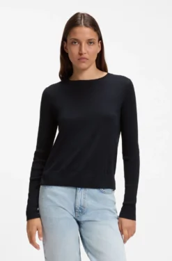 Crew-neck sweater in extra-fine merino wool