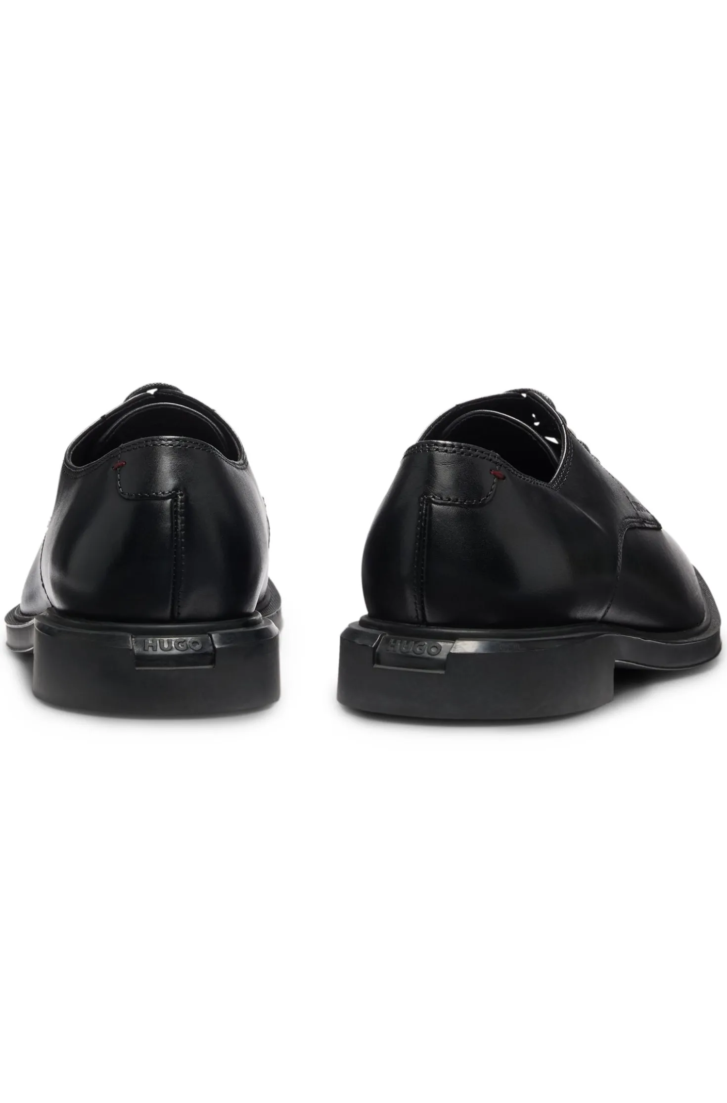 Derby shoes in smooth leather with embossed logo