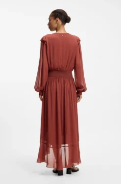 Detachable-scarf dress in crepe georgette