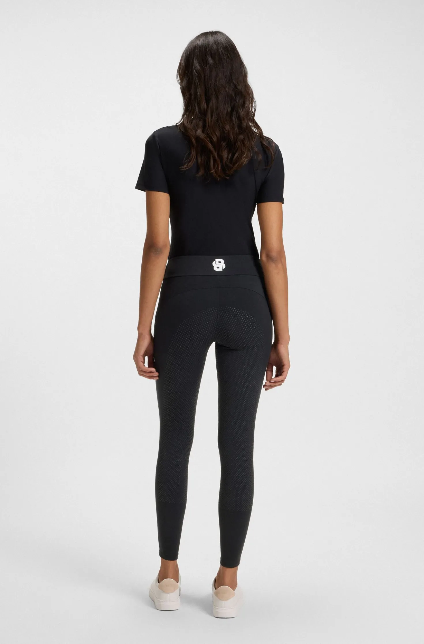 Equestrian high-waist leggings in power-stretch fabric