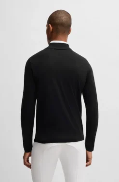 Equestrian troyer sweater with logo patch