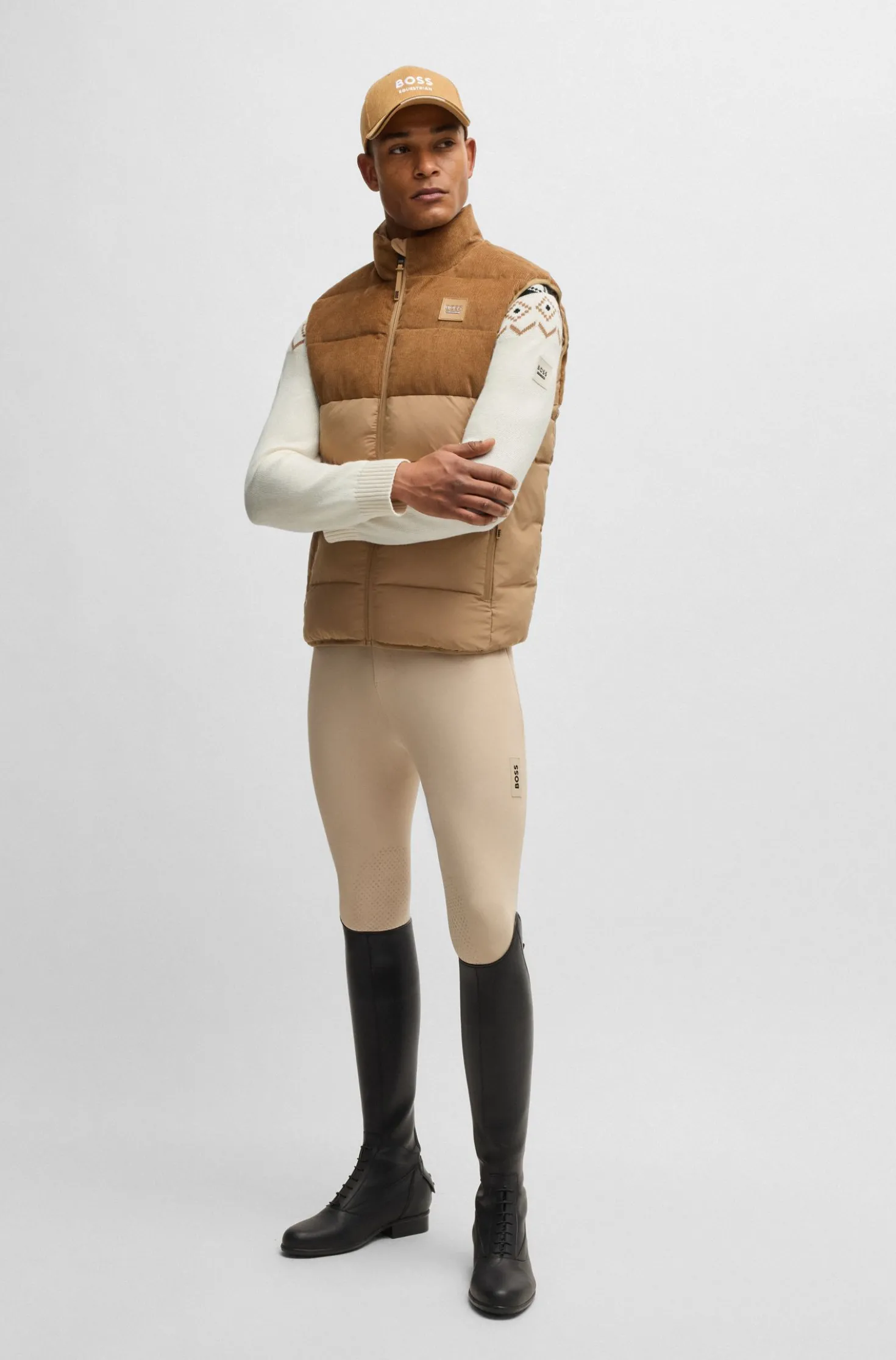 Equestrian troyer sweater with knitted pattern