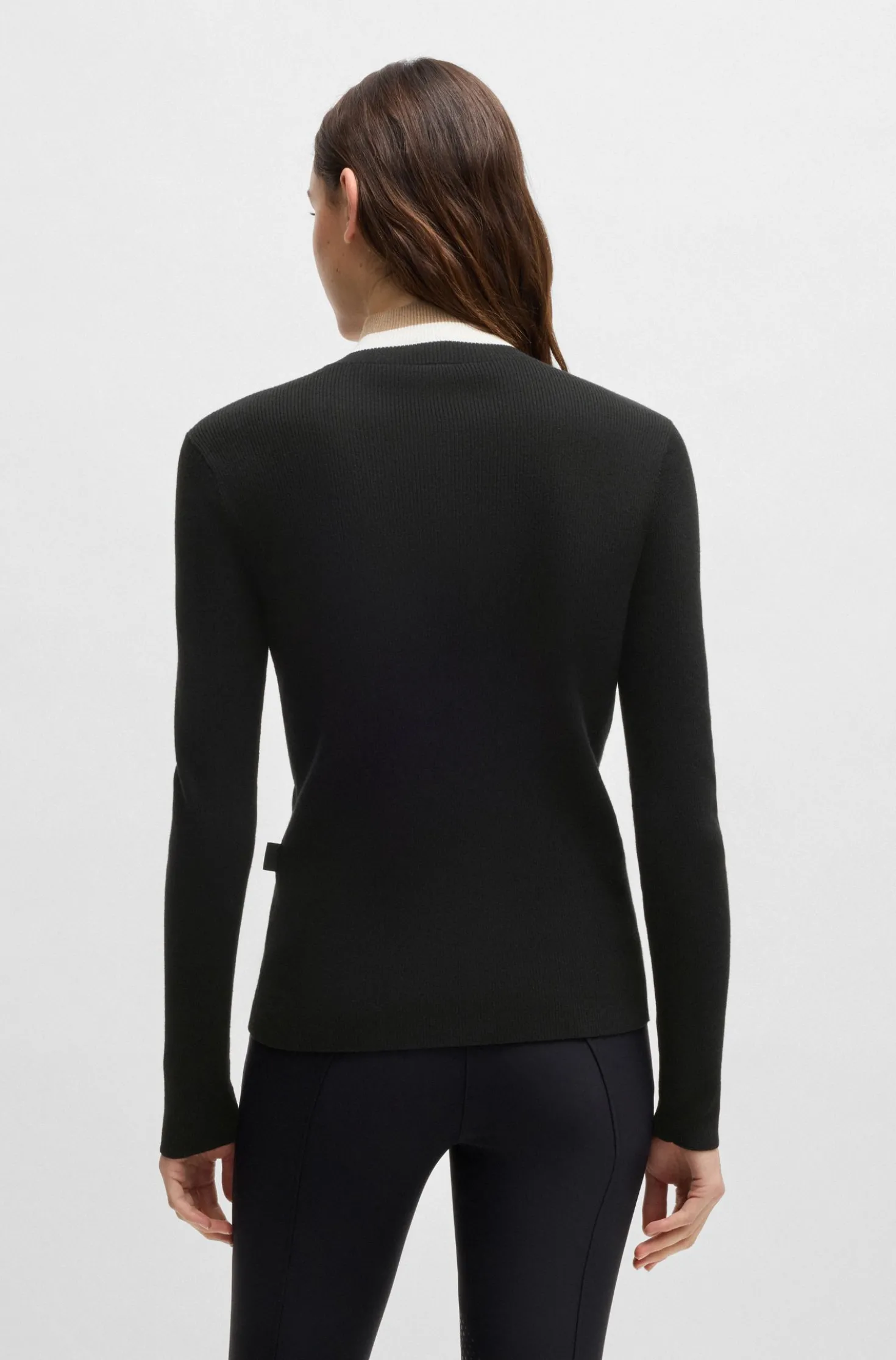 Equestrian zip-neck sweater with ribbed structure