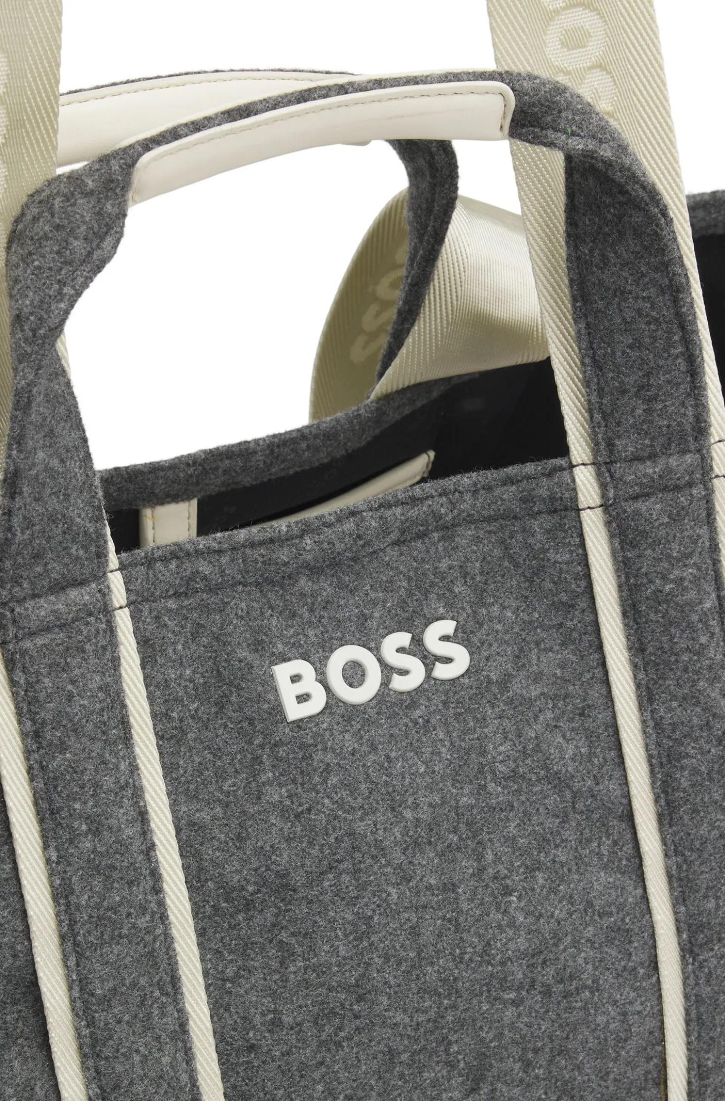 Fabric tote bag with contrast logo