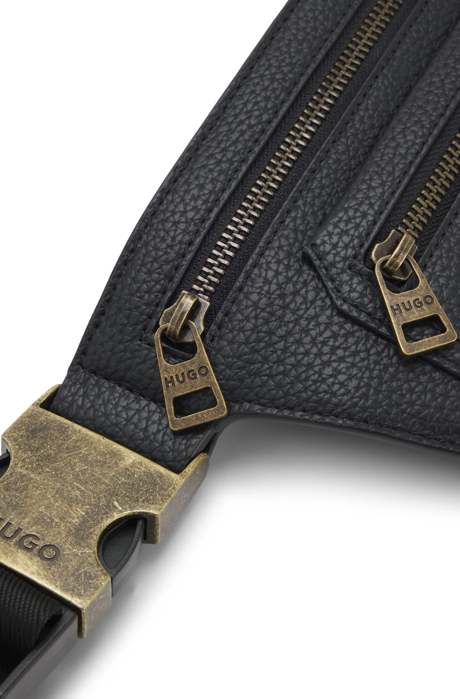 Grained belt bag with antique-gold-effect hardware