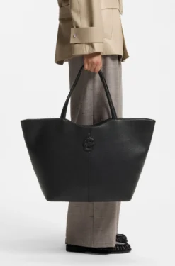 Grained tote bag with Double B monogram