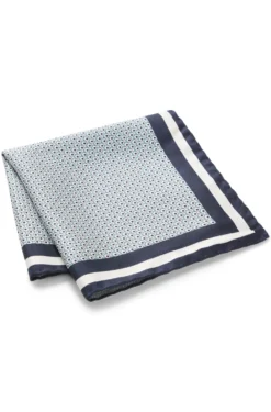 Hand-made pocket square in silk
