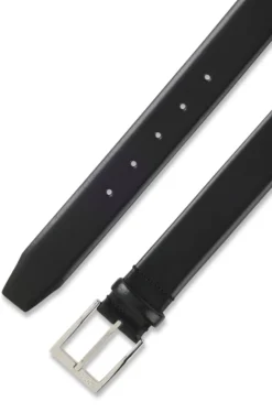 Italian-made belt with branded buckle