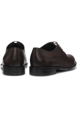 Italian-made Derby shoes in leather with cap toe