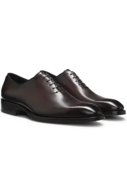 Italian-made Oxford shoes in burnished leather