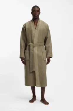 Jacquard cotton-blend gown with logo lapel