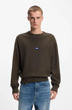 Knitted-cotton sweater with blue logo badge
