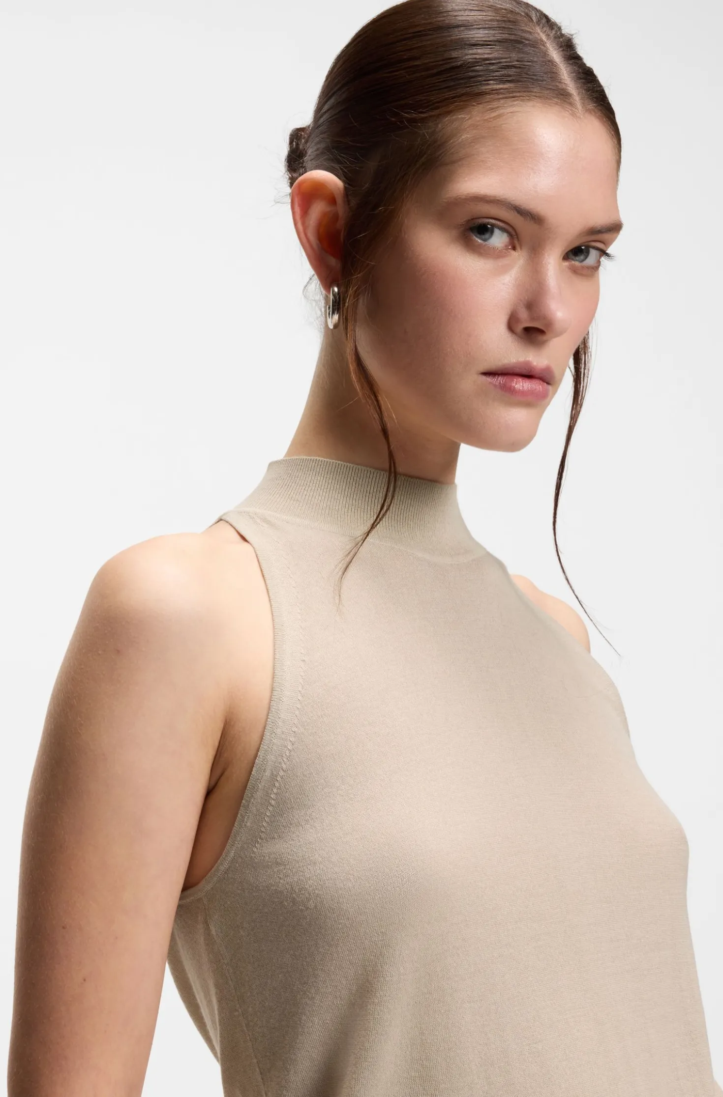 Knitted mock-neck top in superfine yarn