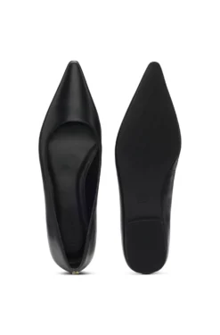 Leather ballerina pumps with pointed toe