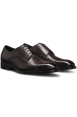Leather Derby shoes with brogue details