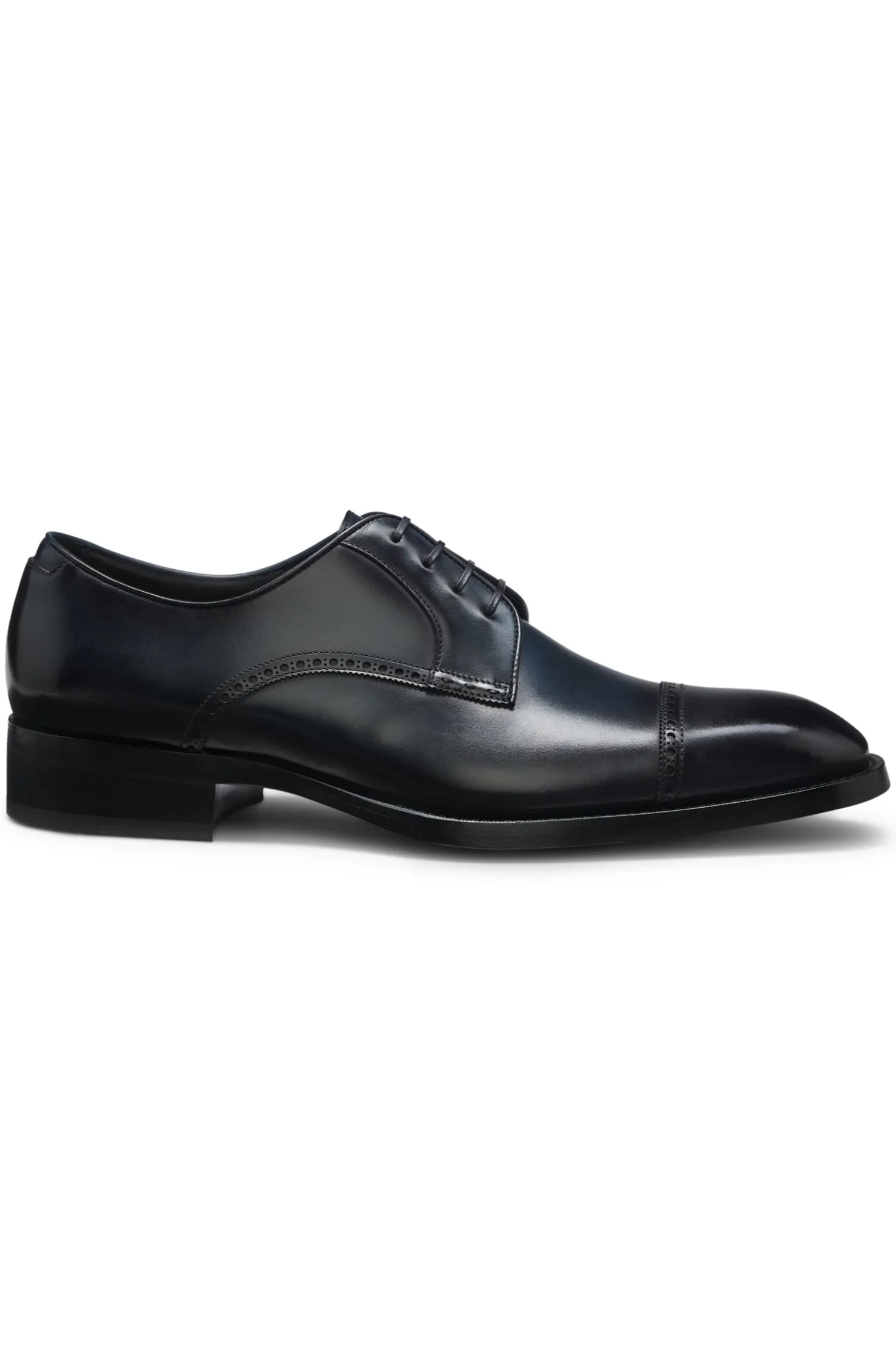 Leather Derby shoes with brogue details