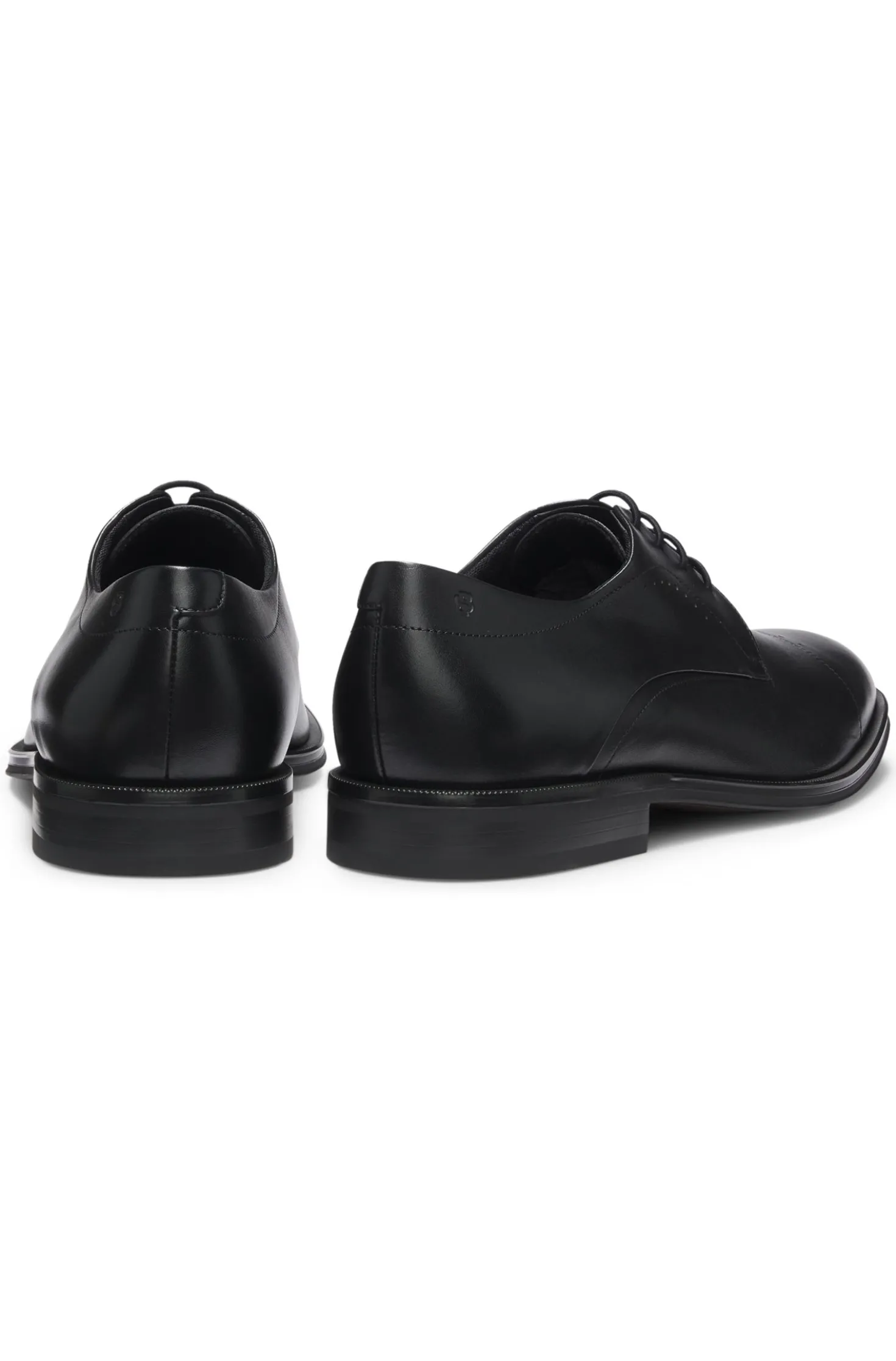 Leather Derby shoes with cap toe