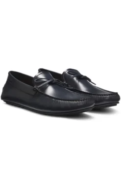 Leather driver moccasins with bow trim
