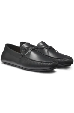 Leather driver moccasins with bow trim