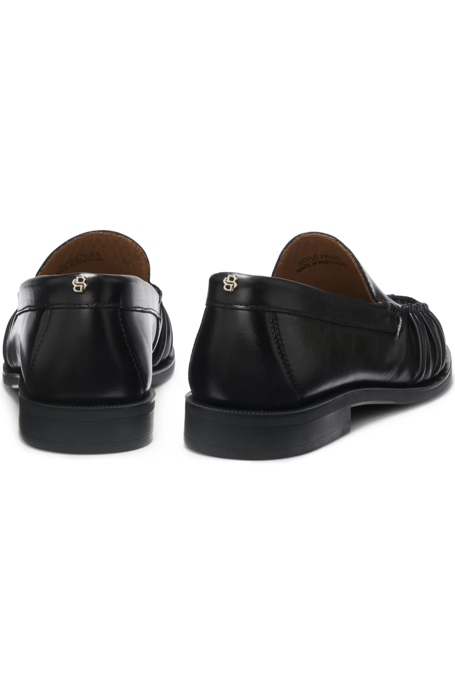 Leather loafer with ruched detailing