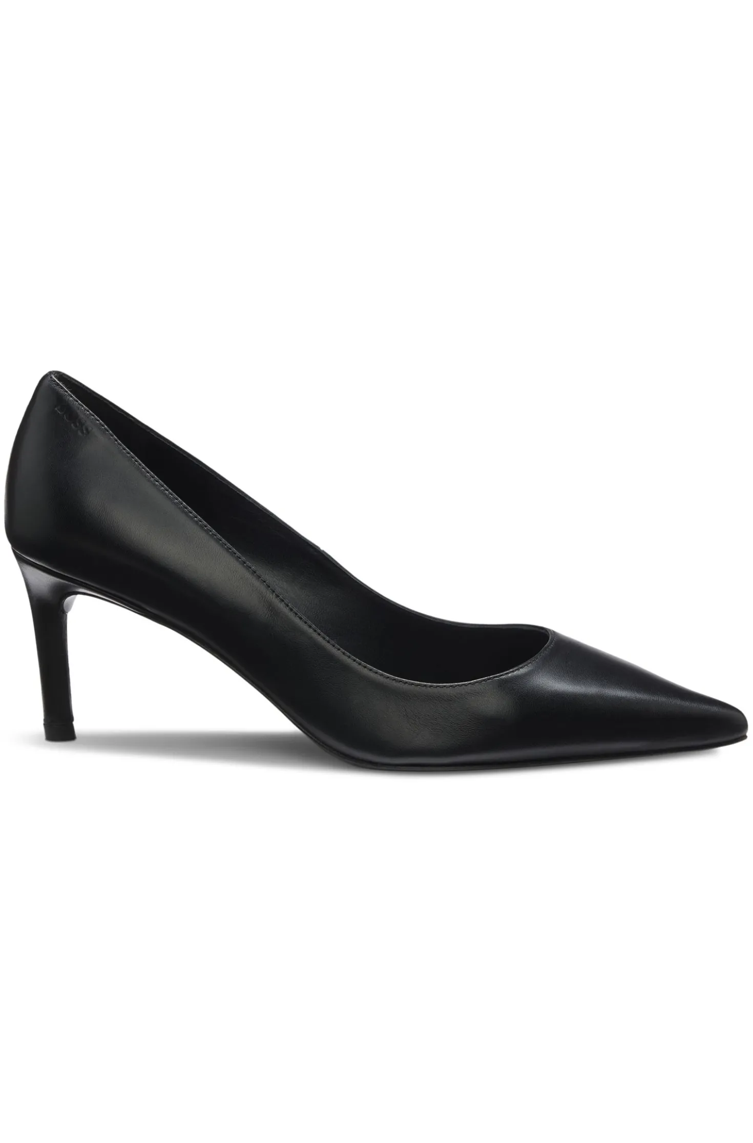 Leather pumps with pointed toe