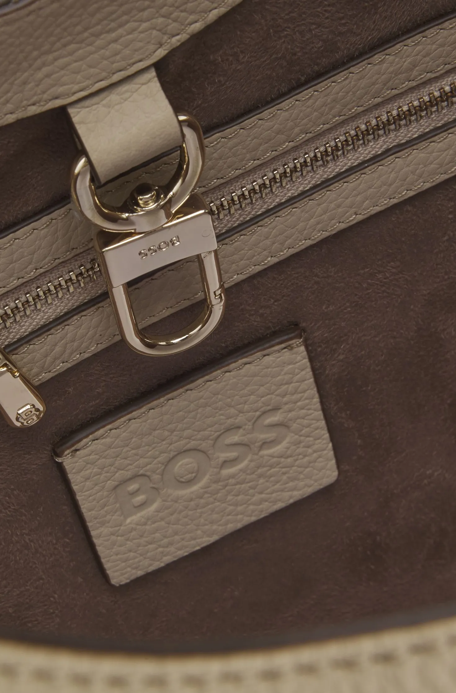 Leather tote bag with metallic logo lettering