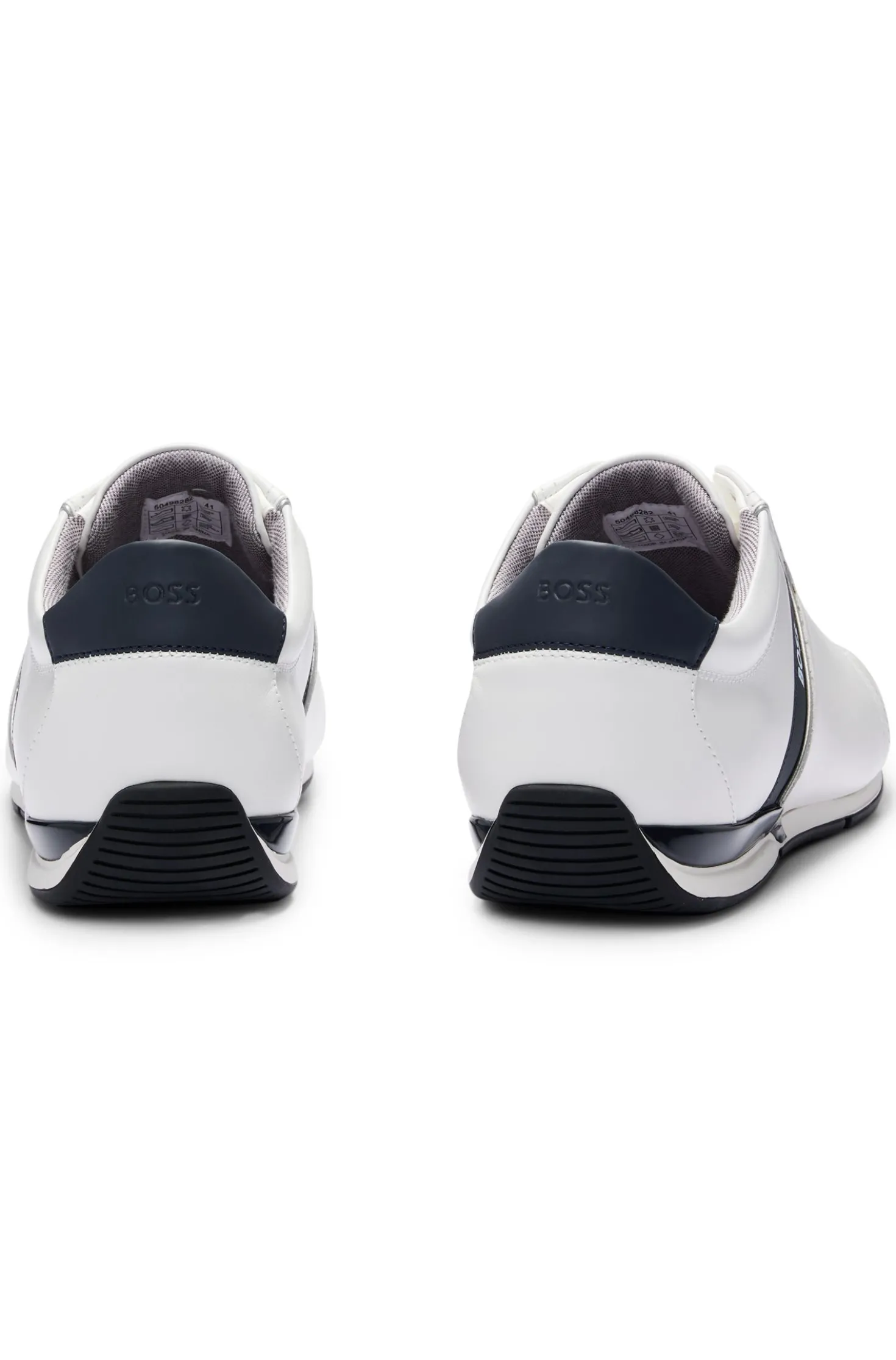 Leather trainers with odour-control lining